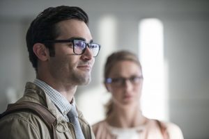 Supergirl -- "The Adventures Of Supergirl" -- Image SPG201a_0107 -- Pictured (L_R) Tyler Hoechlin as Clark and Melissa Benoist Kara -- Photo: Diyah Pera/The CW -- ÃÂ© 2016 The CW Network, LLC. All Rights Reserved