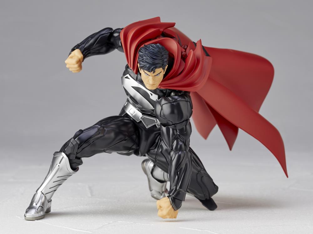 Figura de Superman de The New 52 de Amazing Yamaguchi Revoltech