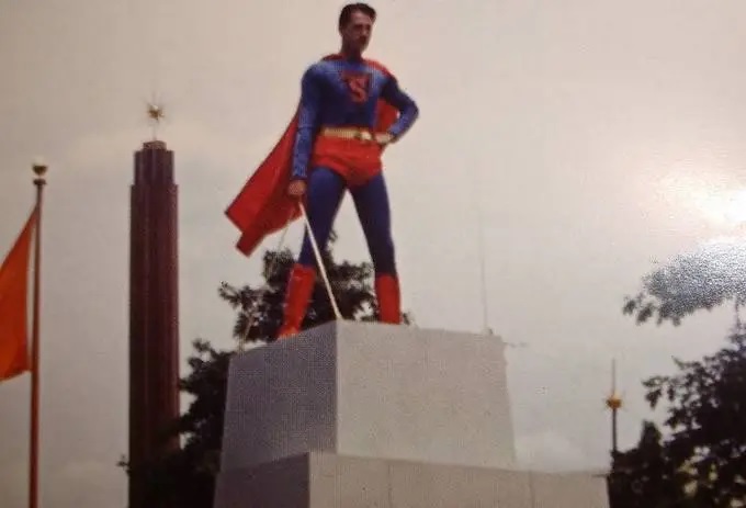Ray Middleton - Primer actor en representar a Superman en público