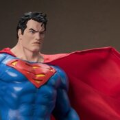 McFarlane Toys lanzará una figura de Superman inspirada en Jim Lee