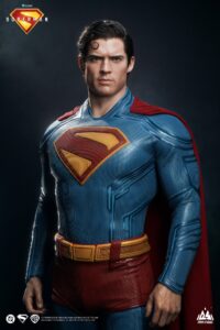 Queen Studios anuncia una figura de Superman a escala 1:1